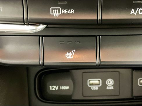 Used 2020 Hyundai Santa Fe SEL AWD/4WD image 16