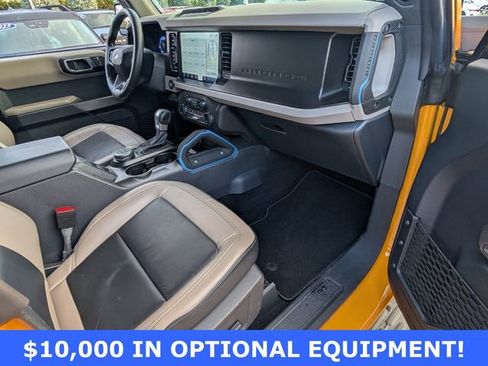 Used 2022 Ford Bronco Wildtrak image 14