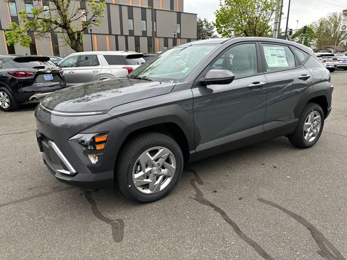 New 2026 Hyundai Kona SE AWD/4WD image 2