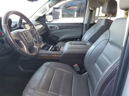 Used 2018 GMC Yukon Denali w/ Denali Ultimate Package image 17