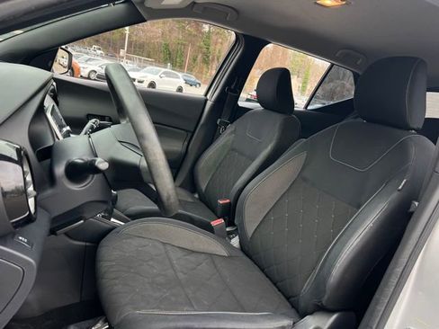 Used 2018 Nissan Kicks SV w/ Exterior Package image 12