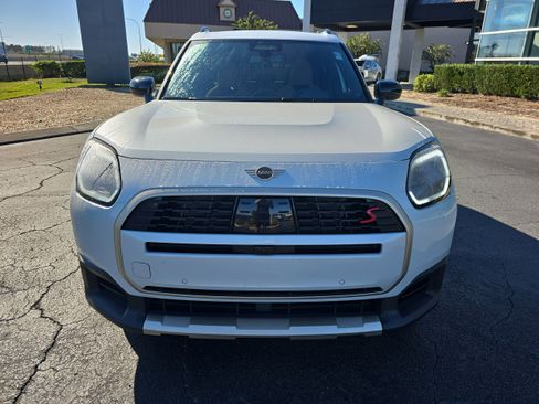Certified 2025 MINI Cooper Countryman S w/ Comfort Package Max image 3