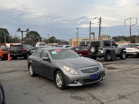 Used 2015 INFINITI Q40 AWD w/ Navigation Package image 6