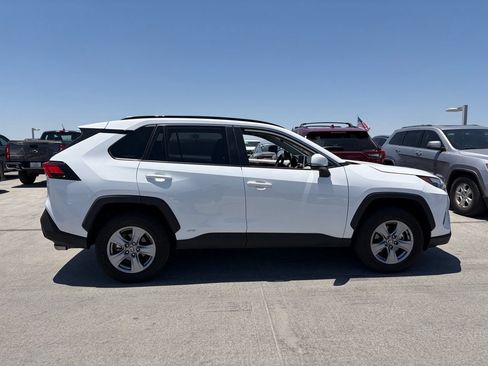 Used 2024 Toyota RAV4 XLE w/ Convenience Package AWD/4WD image 3