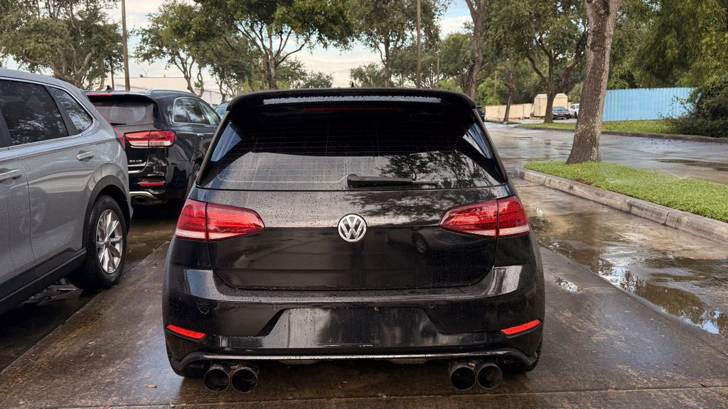 Used 2019 Volkswagen Golf R 4-Door AWD/4WD image 8