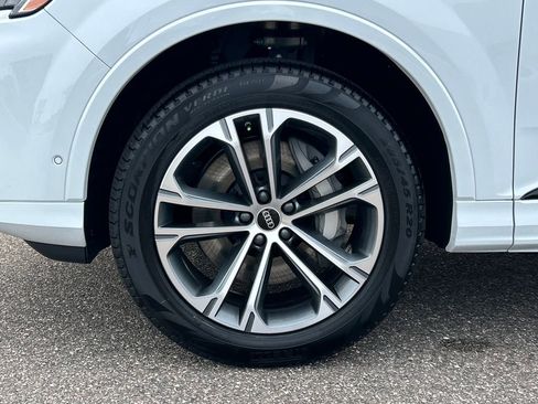 New 2026 Audi Q7 2.0T Premium image 47