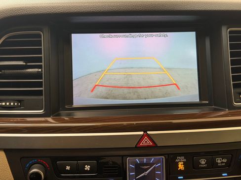 Used 2020 Genesis G80 3.8 RWD image 21
