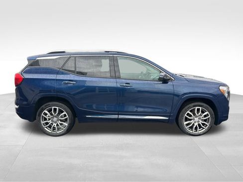 Used 2023 GMC Terrain Denali image 7