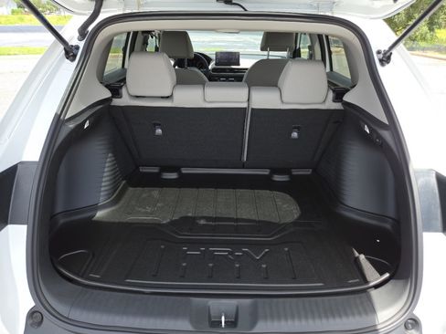 New 2027 Honda HR-V LX image 16