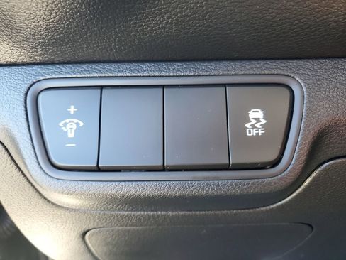 Used 2024 Kia Forte LXS image 18