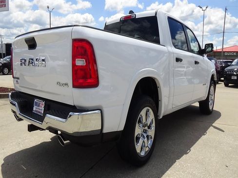 Certified 2025 RAM 1500 Big Horn AWD/4WD image 6