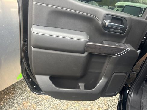 Used 2019 Chevrolet Silverado 1500 LTZ w/ LTZ Plus Package image 13