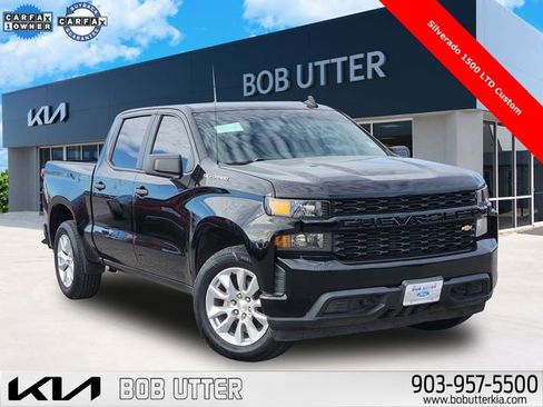 Used 2022 Chevrolet Silverado 1500 Custom w/ Safety Confidence Package image 1