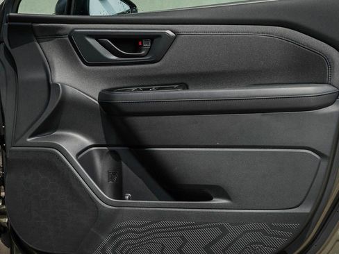 New 2026 Subaru Forester Touring AWD/4WD image 9