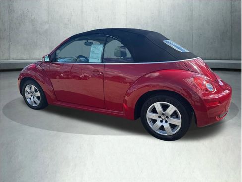 Used 2007 Volkswagen Beetle Convertible w/ Package 1 FWD image 36