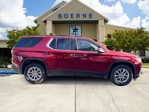 Used 2019 Chevrolet Traverse LT FWD image 6