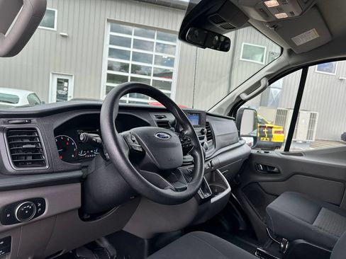 Used 2025 Ford Transit 250 Low Roof w/ Exterior Upgrade Package RWD image 28