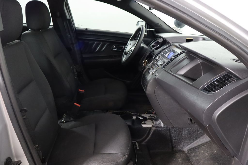 Used 2017 Ford Taurus Police Interceptor AWD image 17