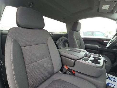 Used 2022 GMC Sierra 2500 Pro w/ Convenience Package image 15