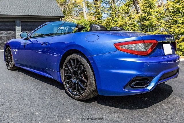 Used 2018 Maserati GranTurismo Sport RWD image 6