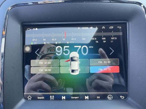 Used 2018 Dodge Durango GT w/ Premium Group image 16