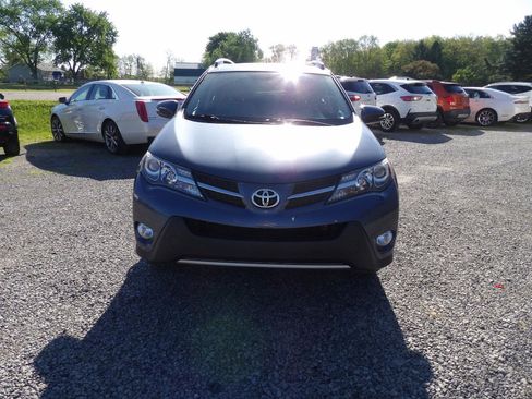 Used 2014 Toyota RAV4 Limited AWD/4WD image 2
