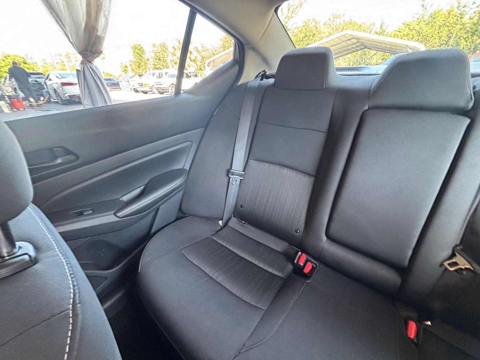 Used 2025 Nissan Altima 2.5 SV FWD image 38