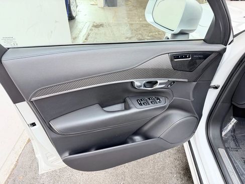 Used 2019 Volvo XC90 T5 R-Design w/ Advanced Package image 15