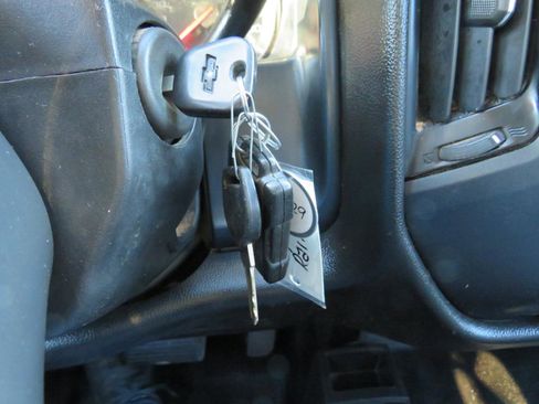 Used 2018 Chevrolet Silverado 2500 W/T w/ WT Fleet Convenience Package image 13