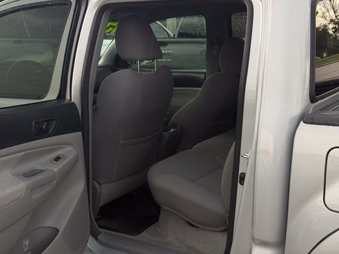 Used 2011 Toyota Tacoma PreRunner w/ TRD Sport Pkg RWD image 29