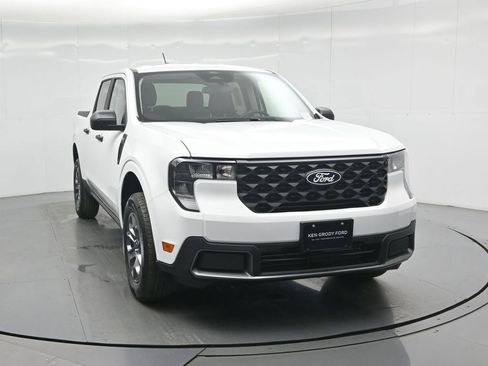 New 2026 Ford Maverick XLT image 23