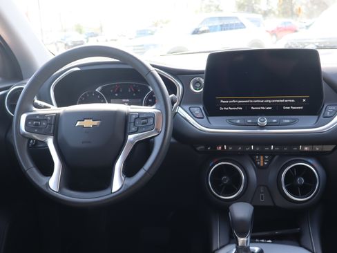 Used 2024 Chevrolet Blazer LT w/ Convenience Package FWD image 14