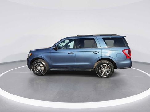Used 2020 Ford Expedition XLT w/ Equipment Group 202A AWD/4WD image 5
