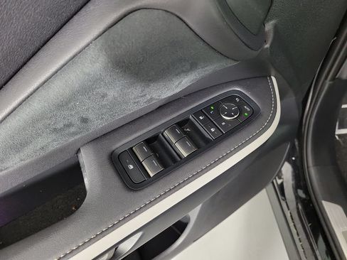 Used 2026 Lexus TX 500h AWD w/ Technology Package image 19