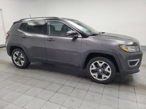 Used 2018 Jeep Compass Limited w/ Safe & Security Group FWD image 11
