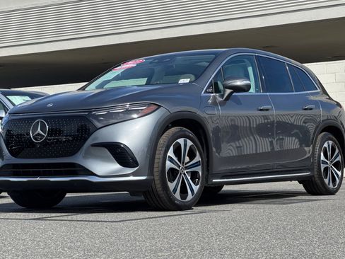 Certified 2023 Mercedes-Benz EQS 450+ SUV image 8