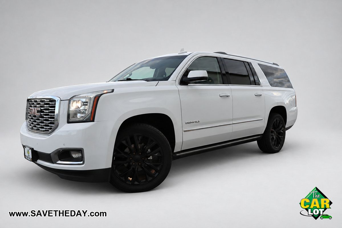 Used 2020 GMC Yukon XL Denali w/ Denali Premium Package AWD/4WD image 2