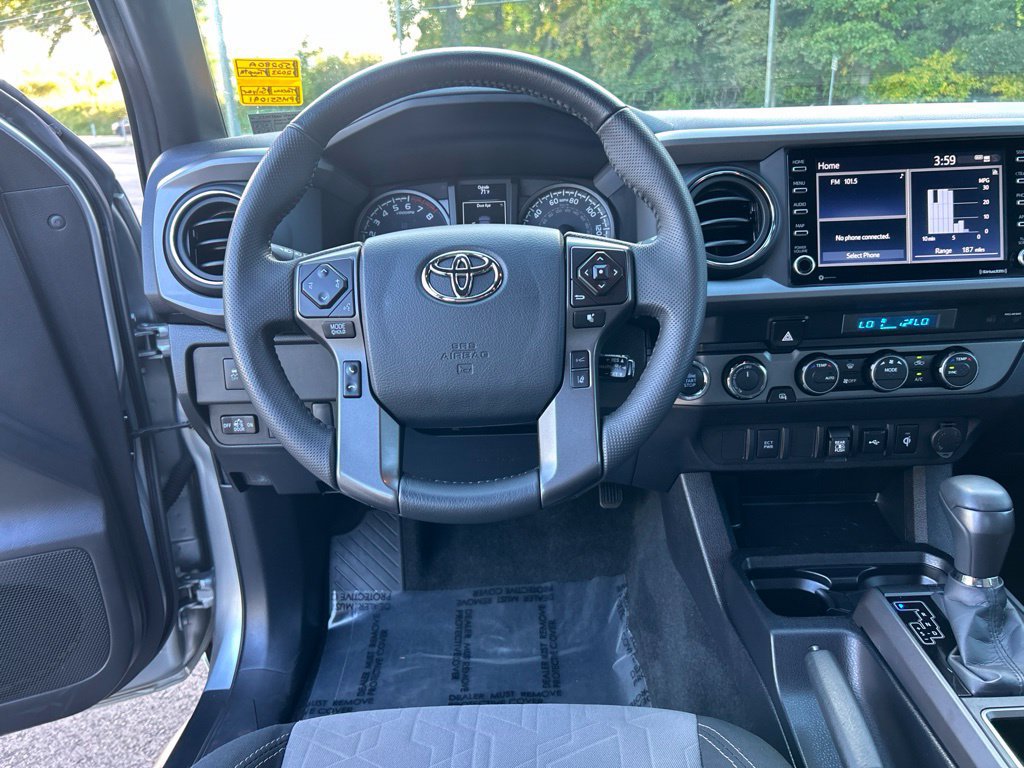 Certified 2023 Toyota Tacoma TRD Off-Road AWD/4WD image 13