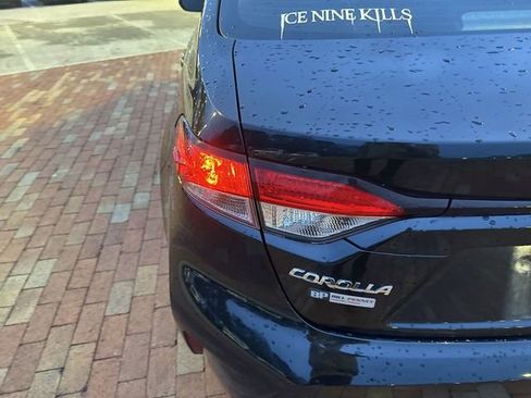 Used 2022 Toyota Corolla LE image 10