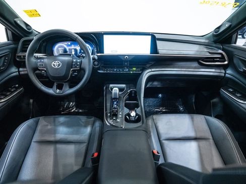 Certified 2025 Toyota Crown Signia w/ Advanced Technology Package AWD/4WD image 13