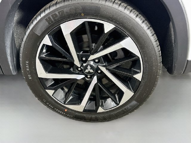 Used 2024 Mitsubishi Outlander SE AWD/4WD image 31