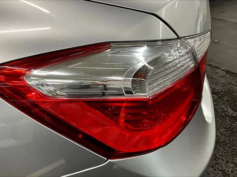 Used 2013 Honda Accord LX image 28