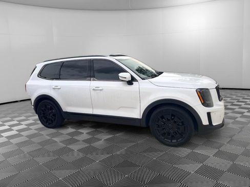 Used 2021 Kia Telluride SX w/ SX Prestige Package image 6