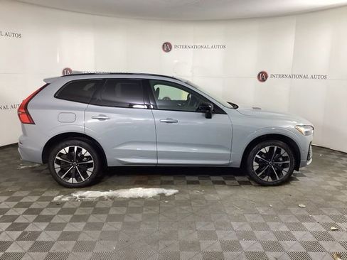 New 2026 Volvo XC60 B5 Plus w/ Climate Package image 4