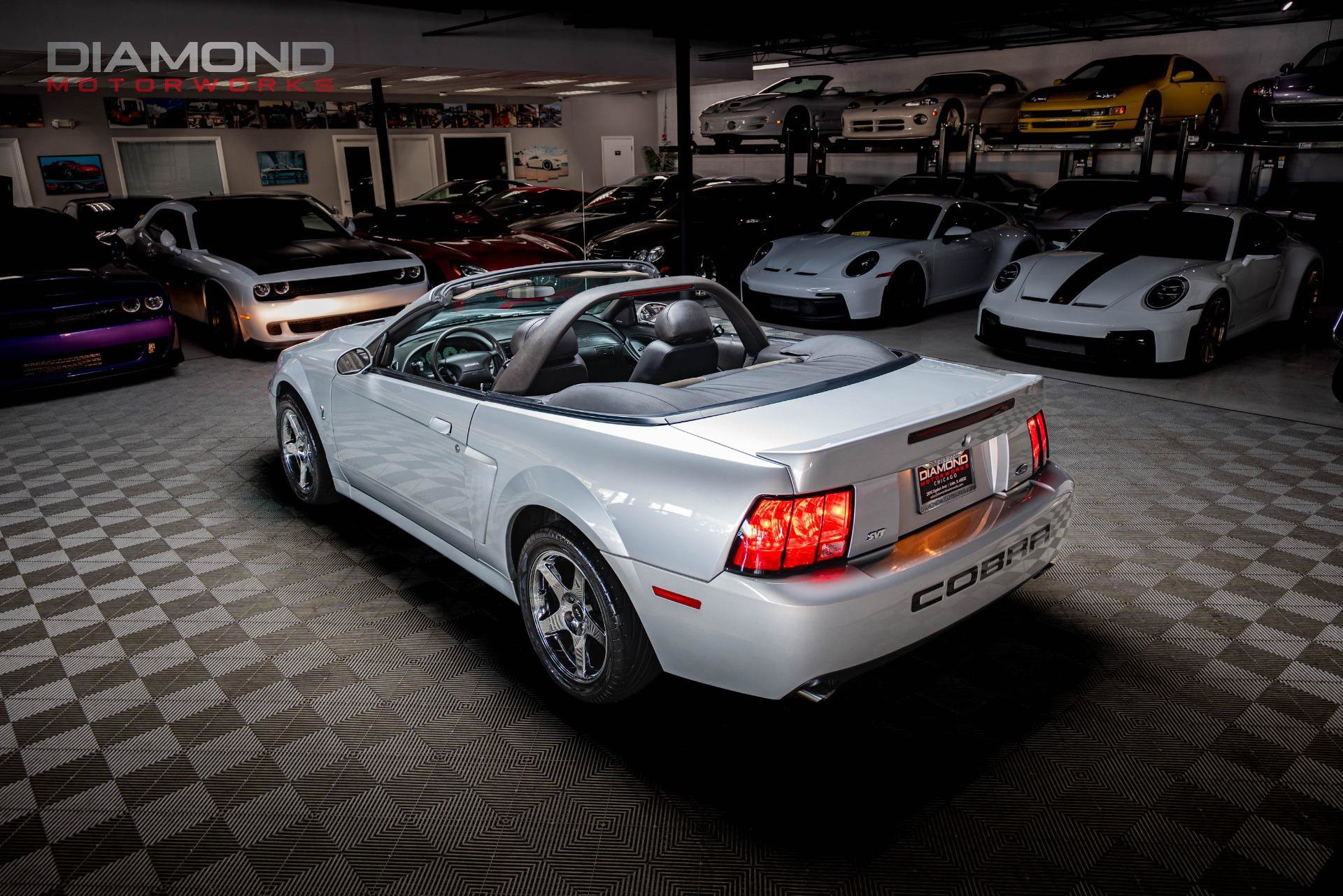 Used 2004 Ford Mustang Cobra RWD image 4