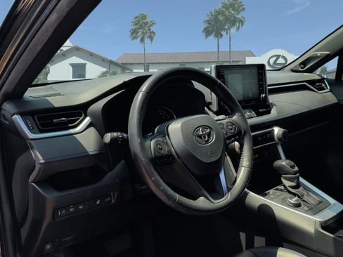 Used 2021 Toyota RAV4 XSE AWD/4WD image 12