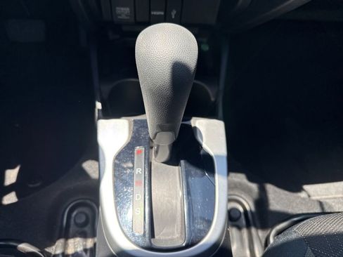 Used 2016 Honda Fit EX image 12