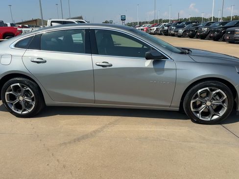 Certified 2024 Chevrolet Malibu LT image 2