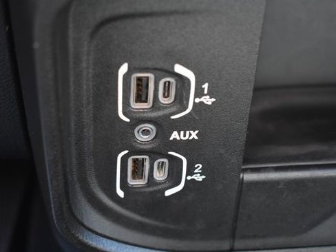 Used 2024 RAM 3500 Big Horn AWD/4WD image 29