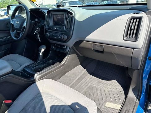 Used 2022 Chevrolet Colorado W/T w/ Custom Special Edition RWD image 16
